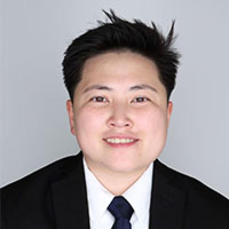 EmerlyLam-BioHeadshot-FQ24-200x200px